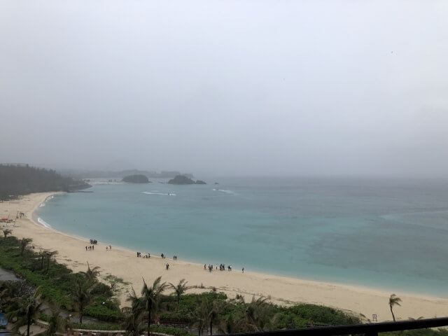 沖縄の雨